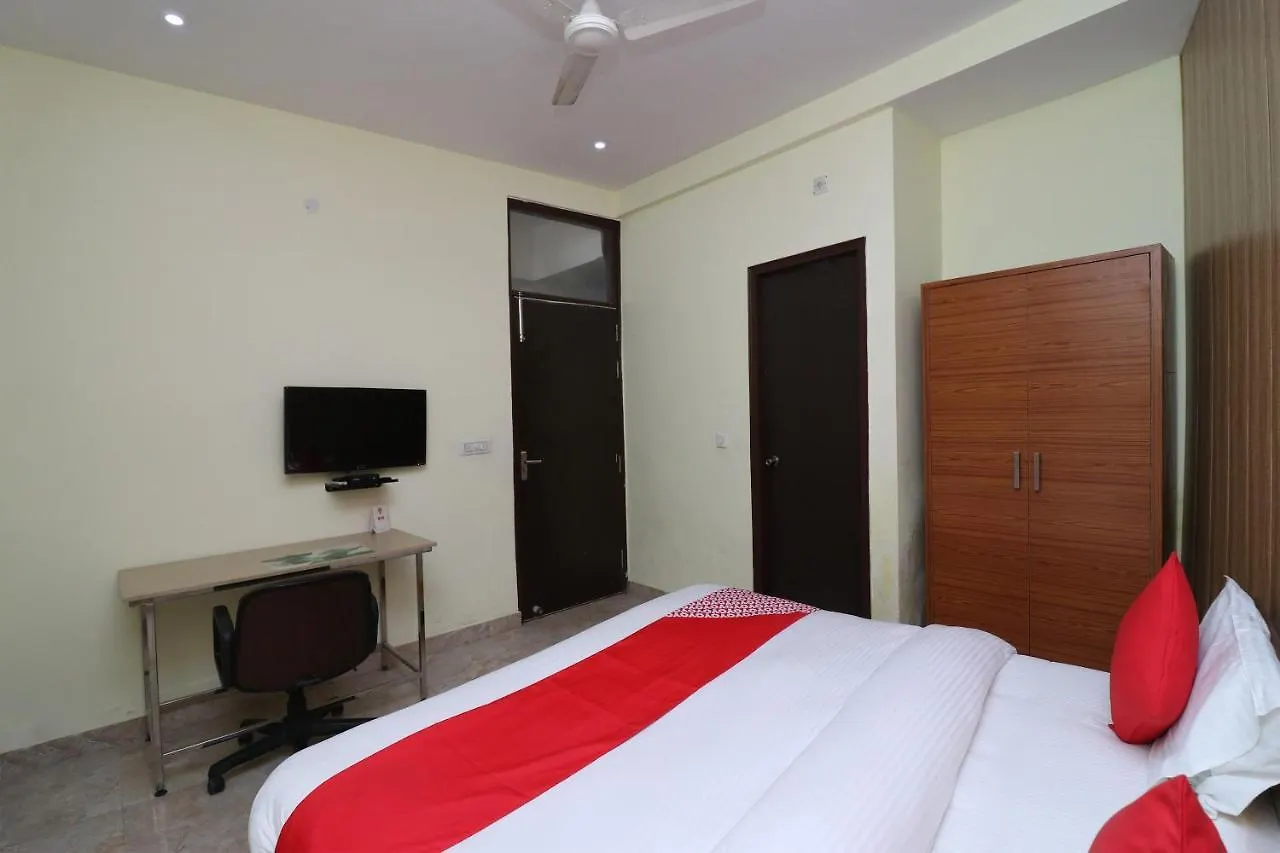 ***  Oyo 16759 Sukhsagar Hotel Gurgaon India